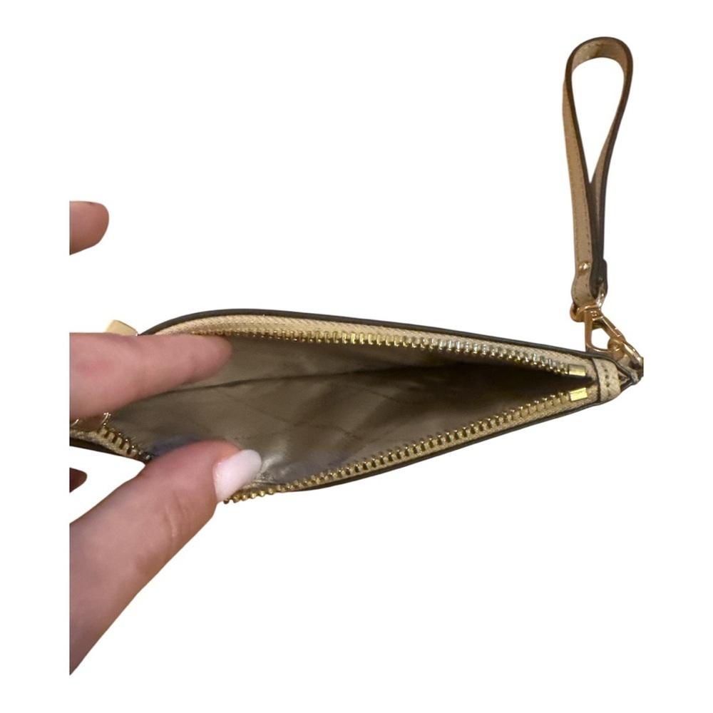 MICHAEL KORS Beige Wristlet Clutch - Picture 4 of 4
